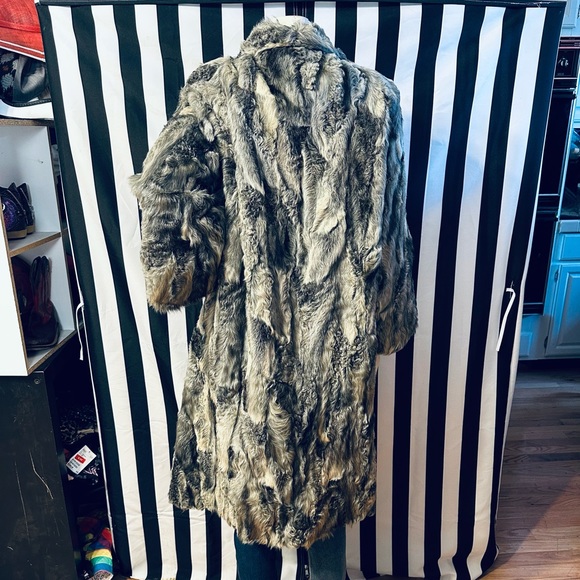 Donaldson’s of Minneapolis Vintage Full Length Gray Curly Goat Fur Coat - Picture 7 of 10